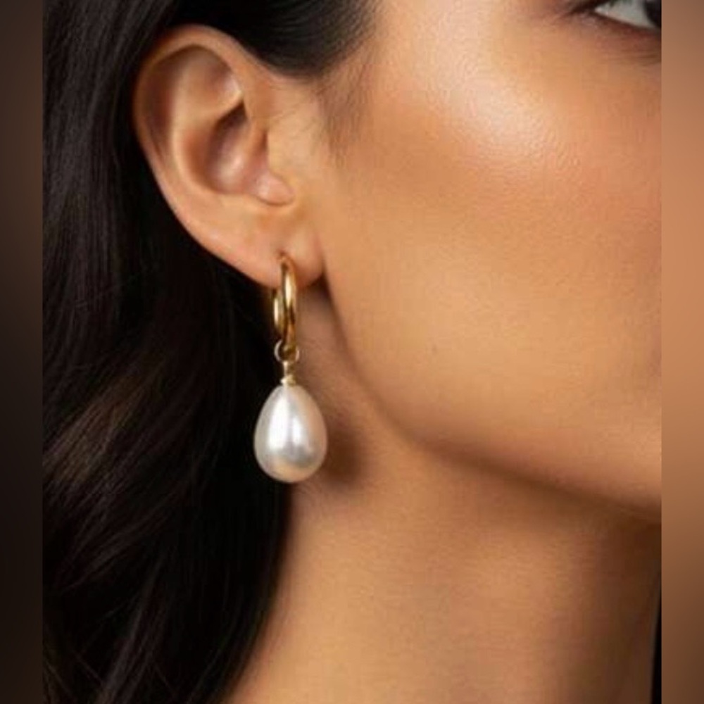 14K Gold Filled Hoop Pearl Earrings hoops